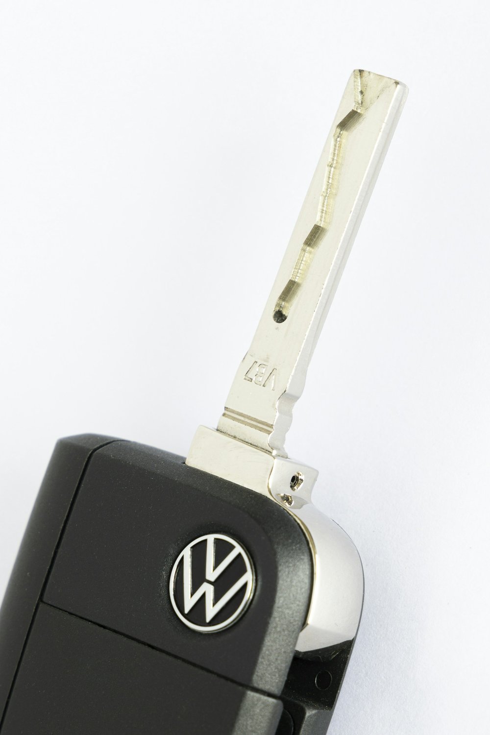 Mobile car key replacement service by PSL Locksmith in Port St. Lucie